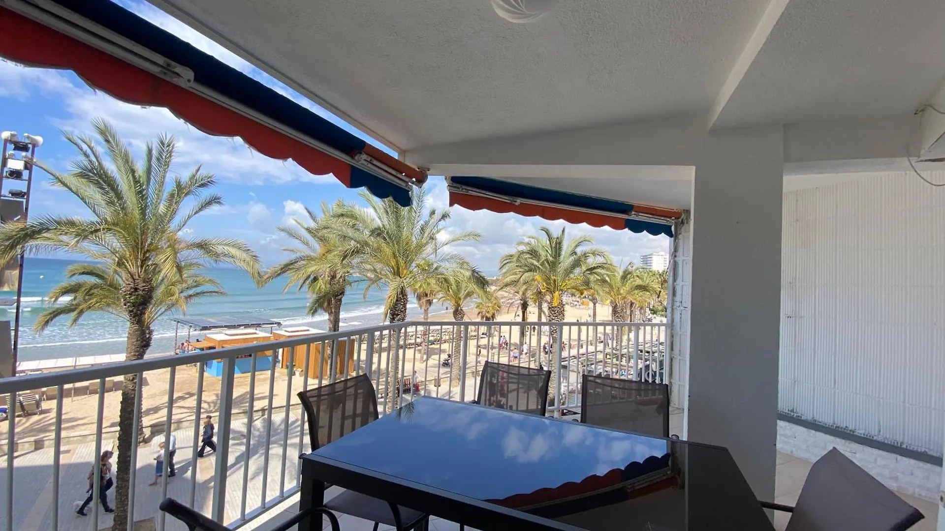 Tarracohomes, Apartamento Rosa Salou Con Terraza Y Vistas A La Playa 0*,