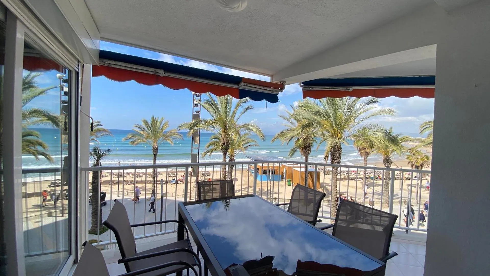 Tarracohomes, Apartamento Rosa Salou Con Terraza Y Vistas A La Playa